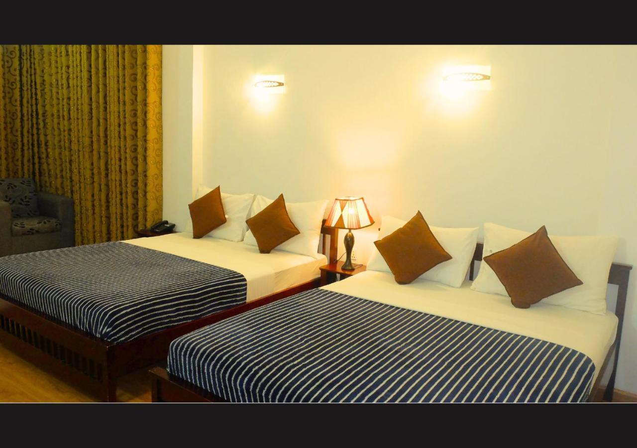 Slightly Chilled Hotel Nallathanniya ภายนอก รูปภาพ