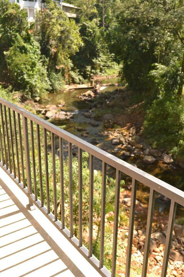 Slightly Chilled Hotel Nallathanniya ภายนอก รูปภาพ