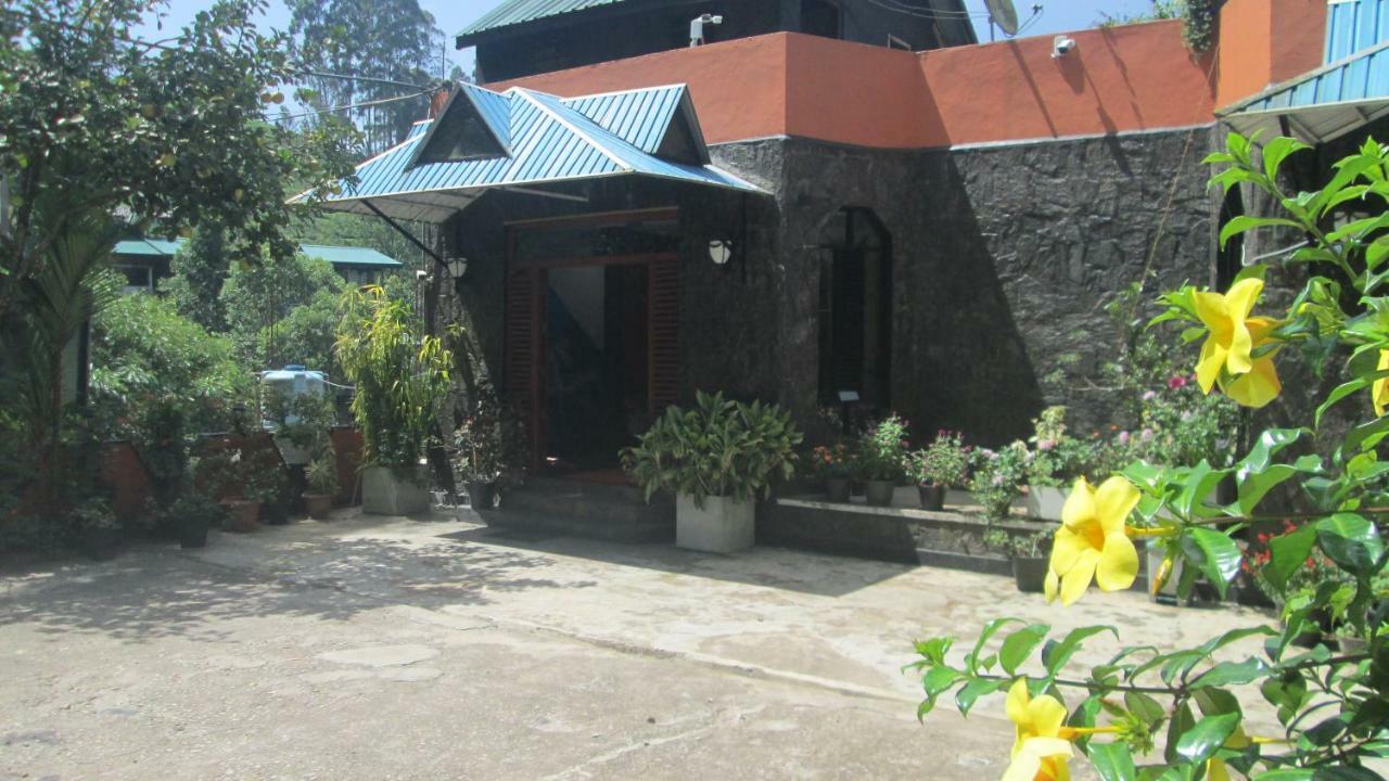 Slightly Chilled Hotel Nallathanniya ภายนอก รูปภาพ