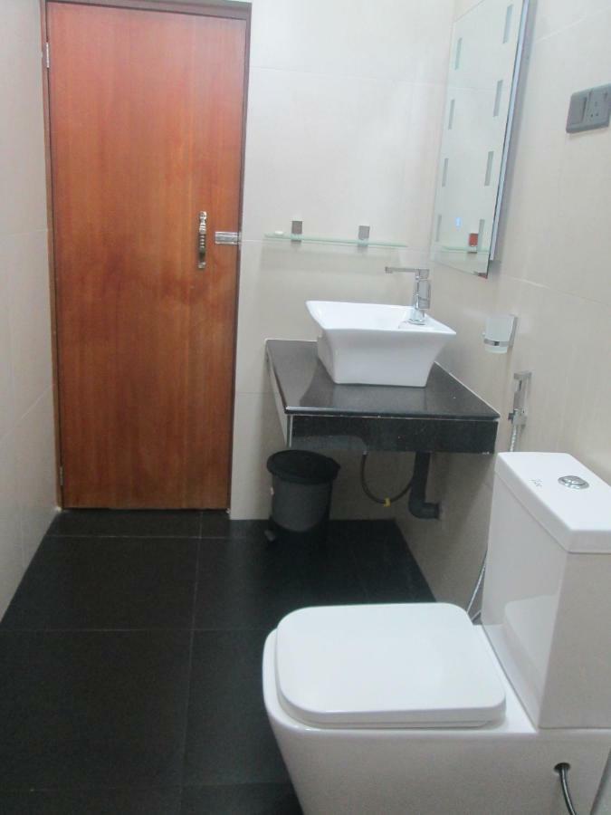 Slightly Chilled Hotel Nallathanniya ภายนอก รูปภาพ
